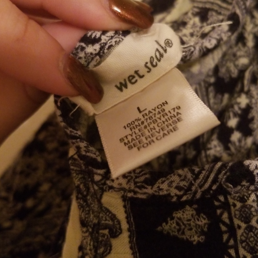Romper - Picture 4 of 4